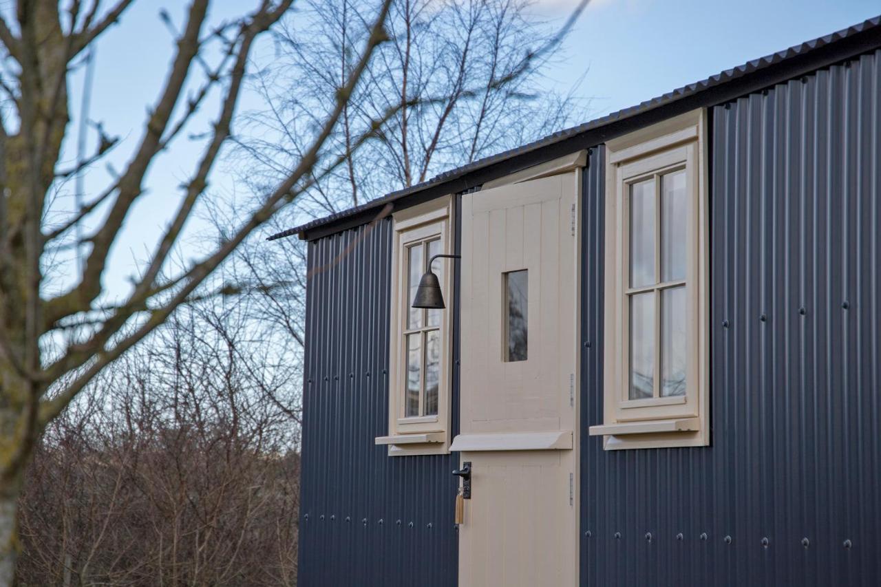 The Hut Villa Ashbourne  Exterior photo